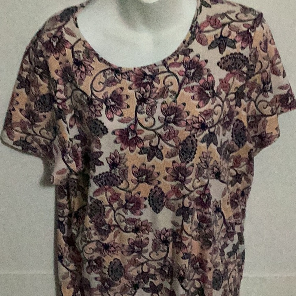 Croft and Barrow  Pink and peach Floral Scoop Neck Short Sleeve Top size 1X